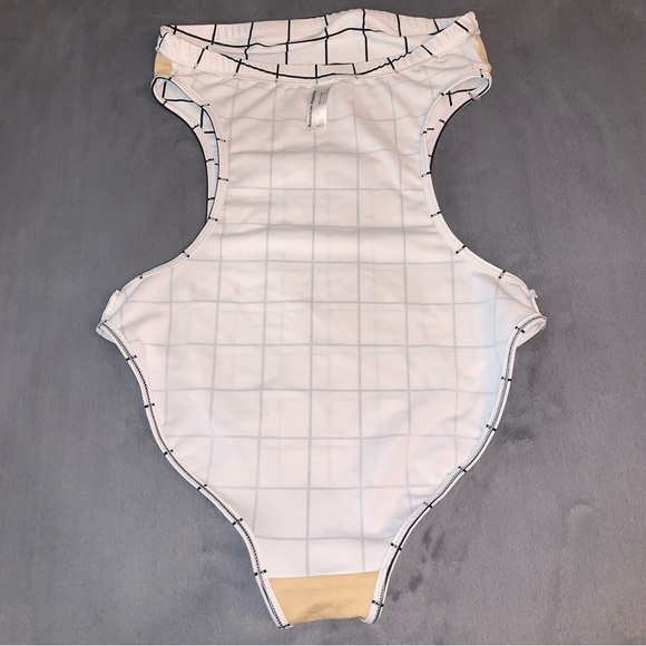 COPY - American Apparel Swim Grid monokini One-piece Bodysuit - Picture 12 of 14